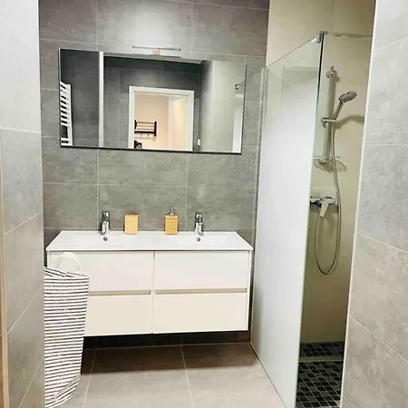 Apartment Luxury New Flat With Terrace & Parking-beg1 *