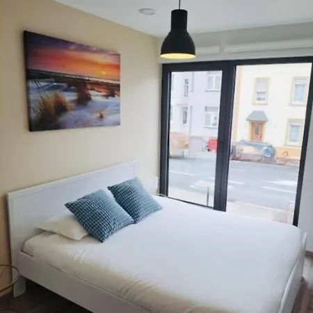 Appartement Luxury New Flat With Terrace & Parking-beg1