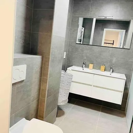 Luxury New Flat With Terrace & Parking-beg1 Apartamento *